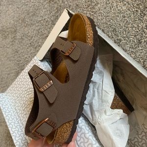 Kids Birkenstock size 9toddler